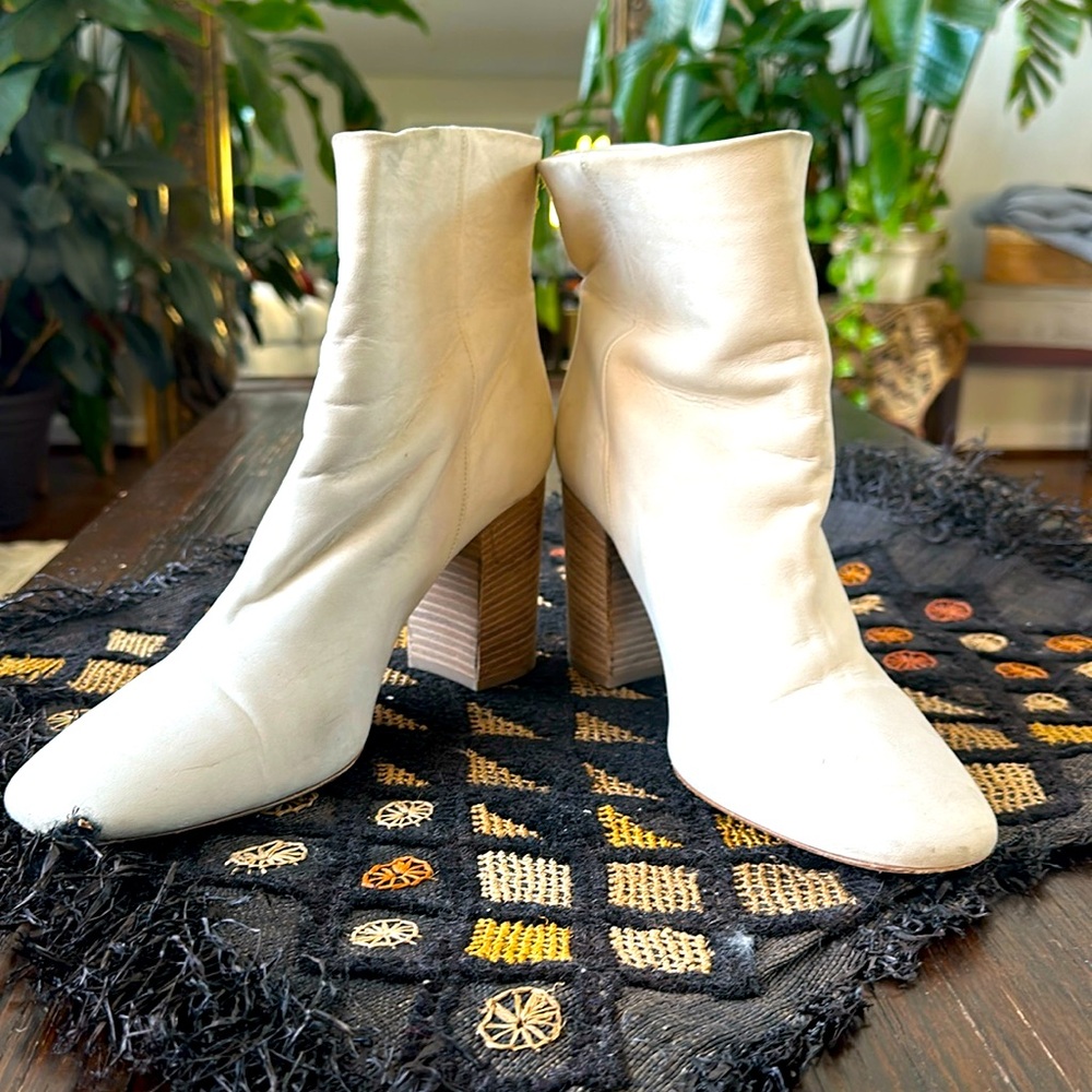 Vince Booties!!!